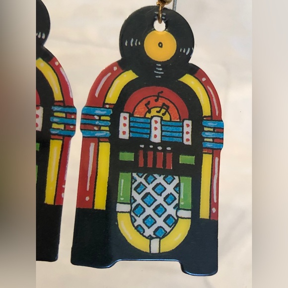 NWOT kitschy jukebox pierced earrings - Picture 9 of 10